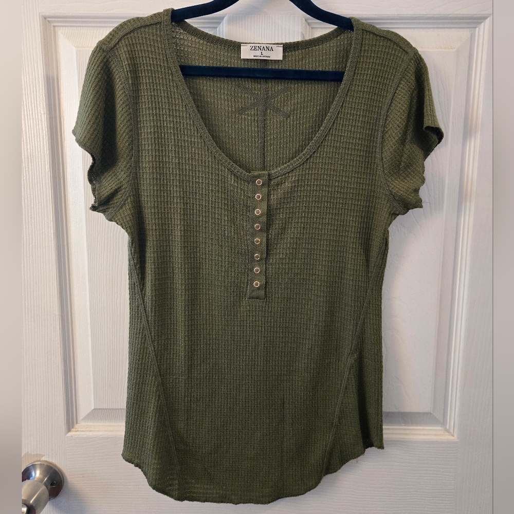Women's Top